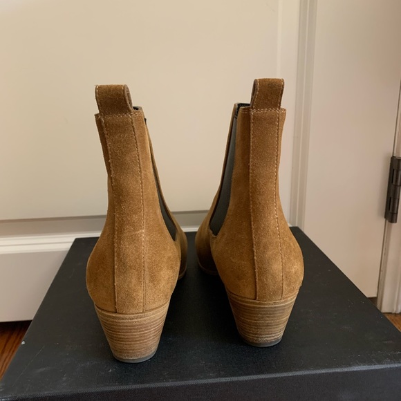 SOLD Saint Laurent Camel Chelsea boots lightly worn - Picture 8 of 8